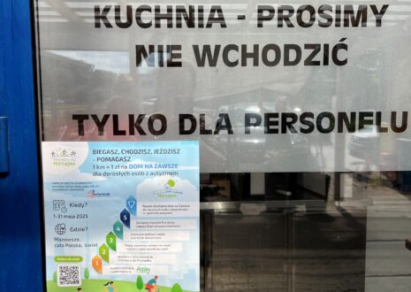 Plakat promujący akcję Kilometry dla Przylądka 2025.